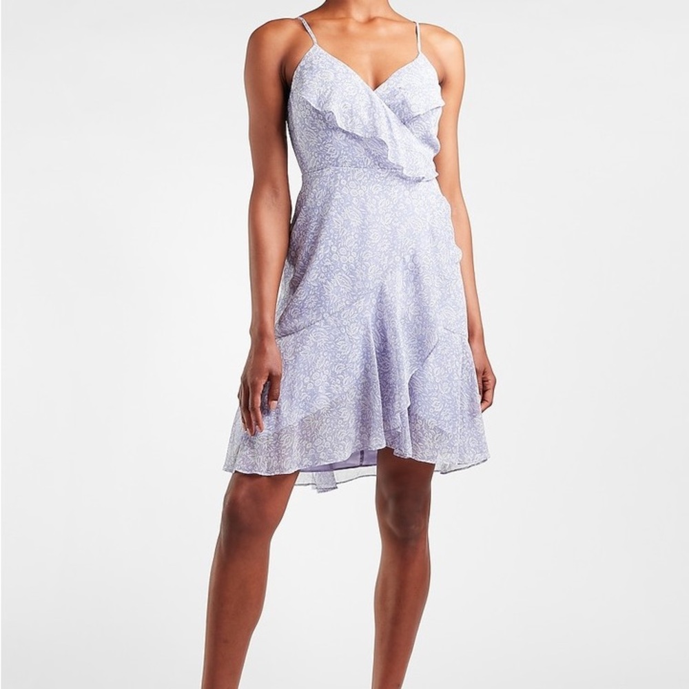 NEW ✨Express Blue & White Floral Mini Dress